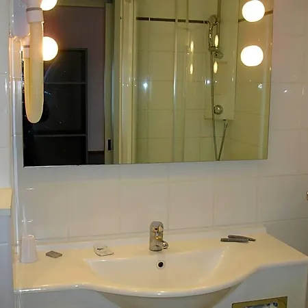 Bollaert Hotel Lens
